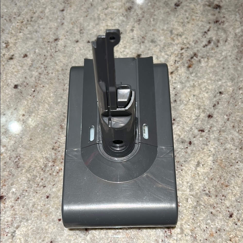 Dyson V7, V8 New Battery Pack